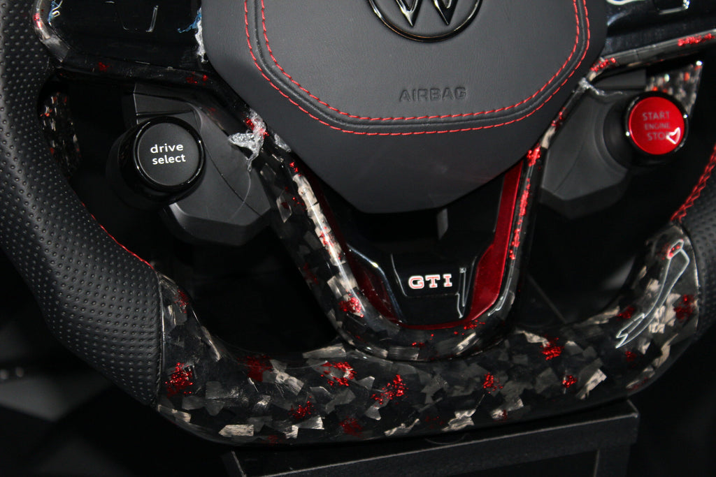 Volante GOLF - Carbono Forjado/Cuero Perforado - RED